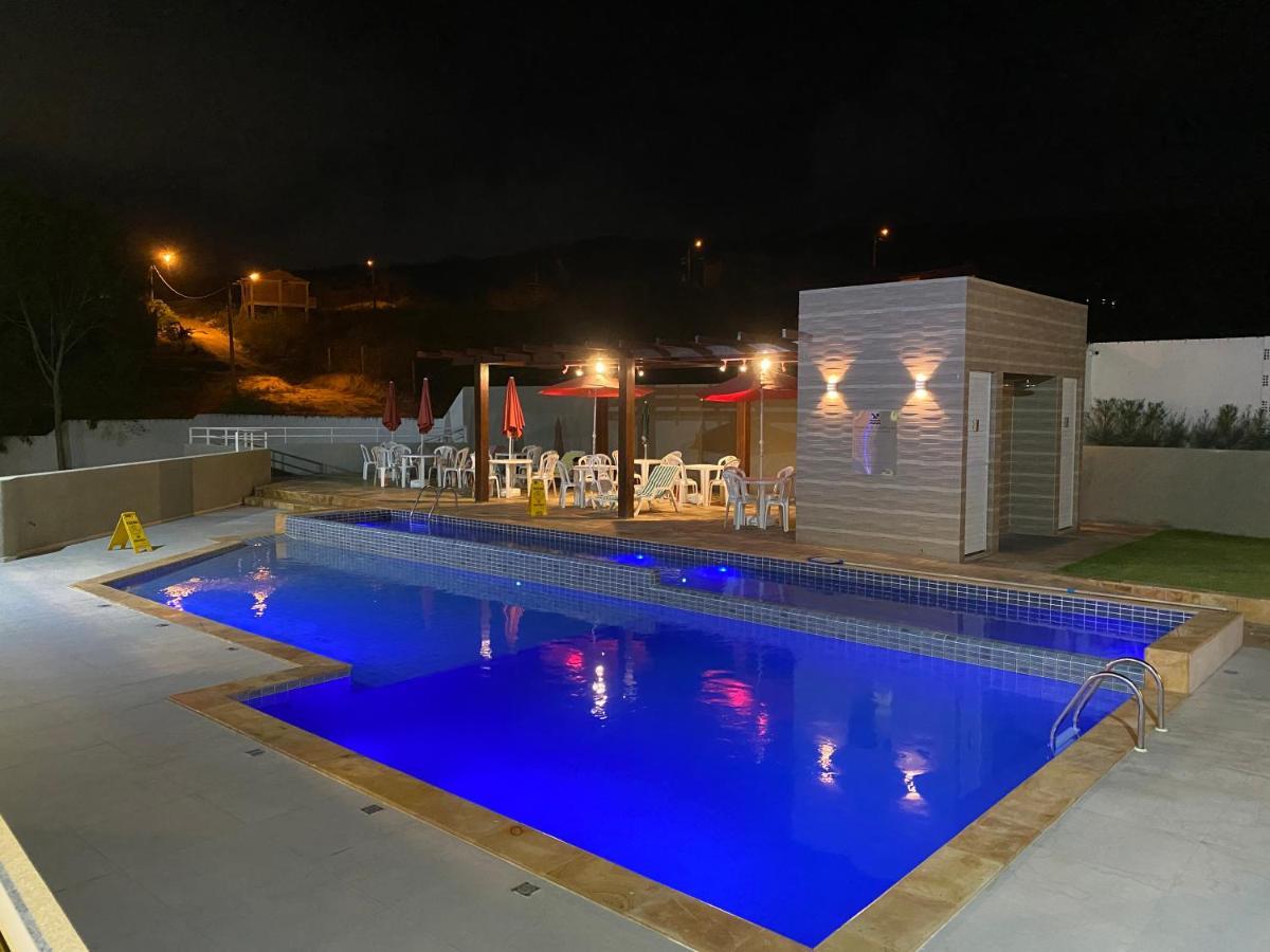 Gravata em Condomínio LINDO - Casa com 200m com 4 QTS e 5 WC Gravatá Exterior foto